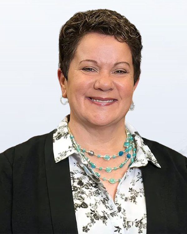 Headshot of Christina Stahl